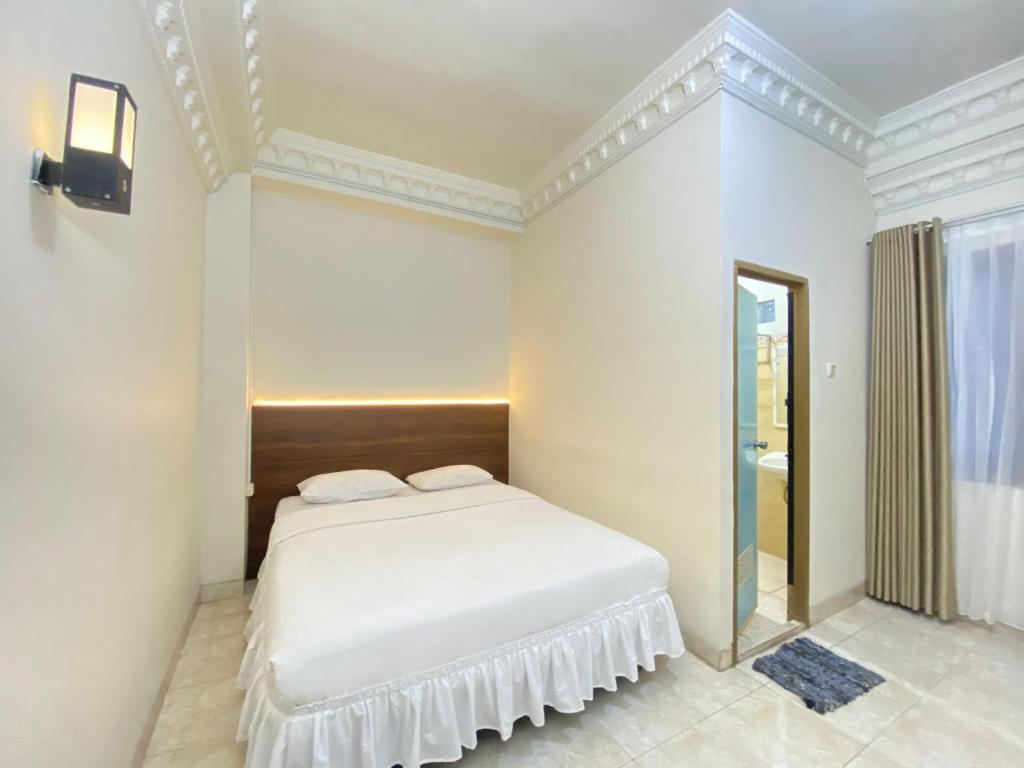 New Wijaya Hotel Room Type - Deluxe Room