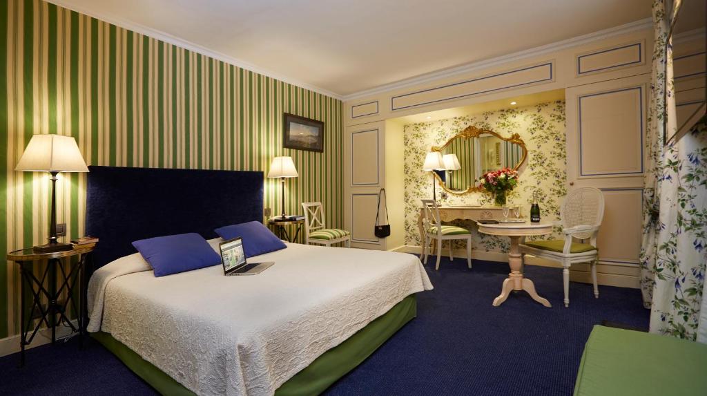 Сьюит (Полулюкс Делюкс с террасой), Hôtel Beaubourg