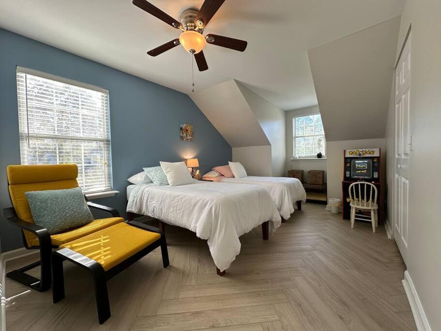 Cozy and Comfortable in Saint Marys image