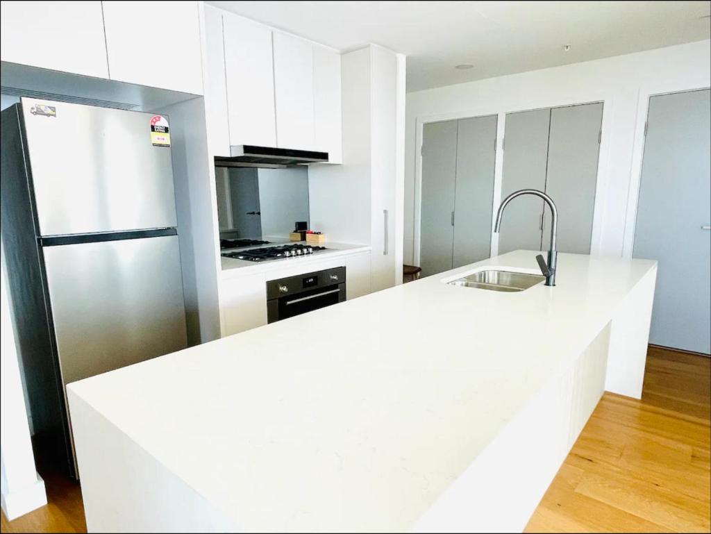Brand New Waterview family residence 3 bedrooms photo 3