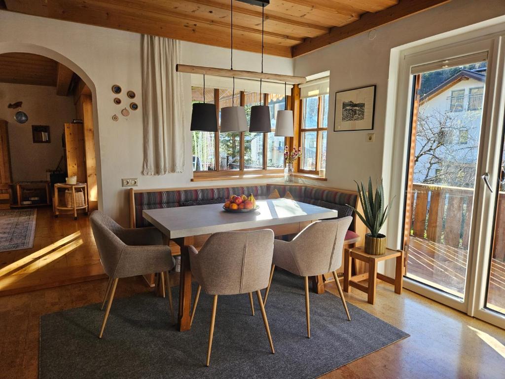 Marianne - Alpine Apartments photo 4