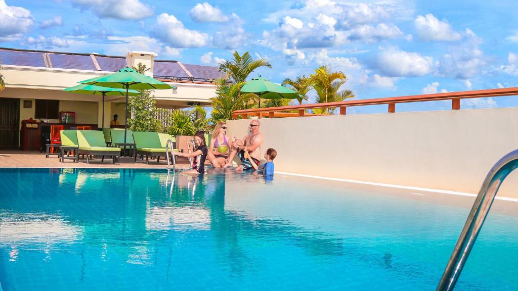 Cheathata CTS Hotel Siem Reap - Tap to explore photos