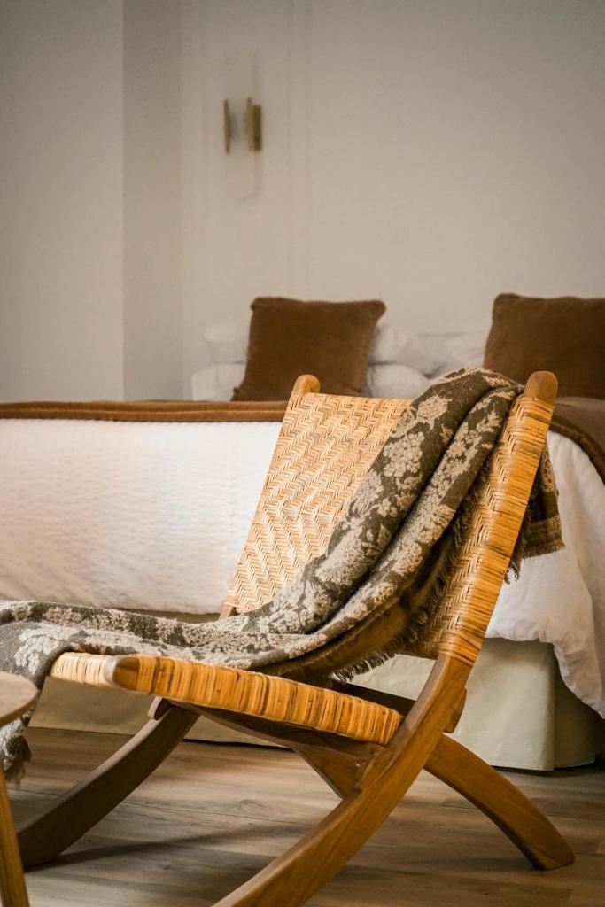 Home Triana 407 - Tap to explore photos