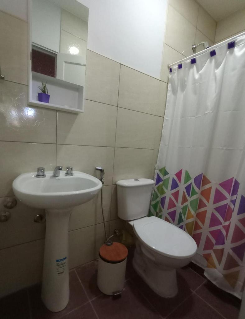 Habitación en Ciudad con baño privado en suite y cochera photo 3