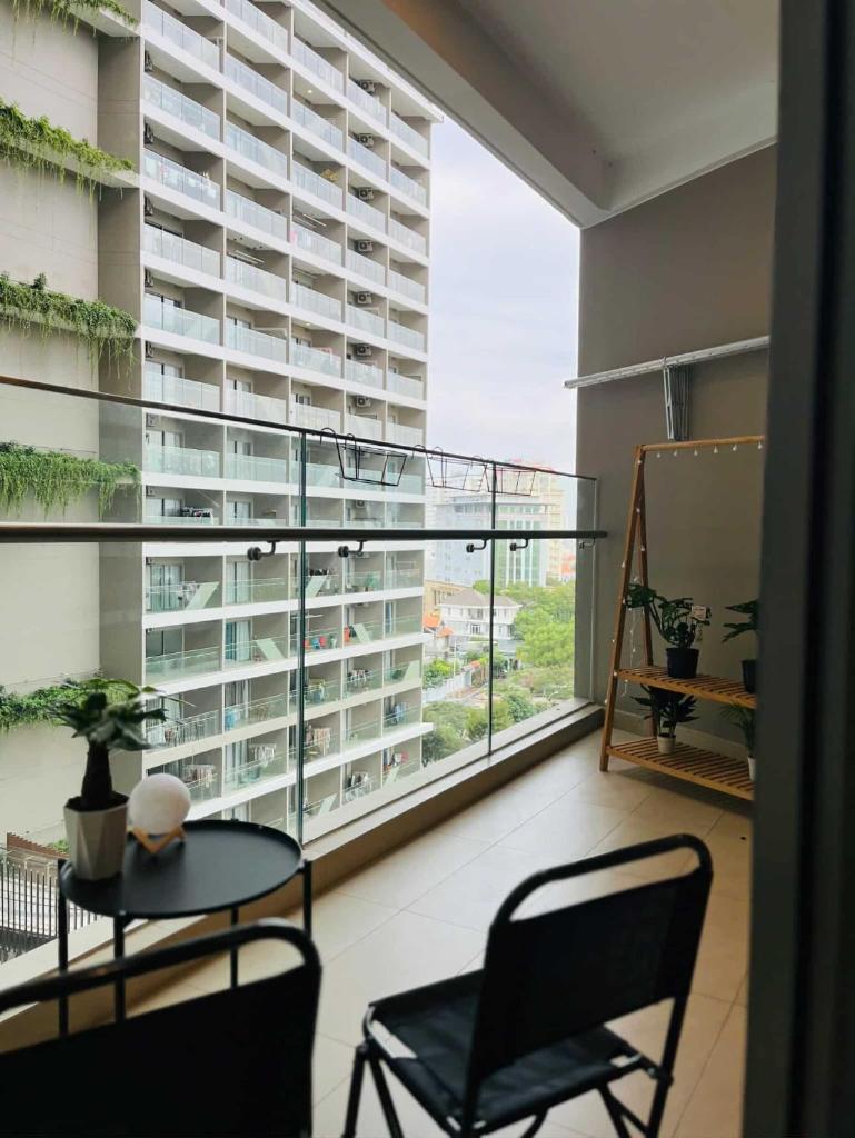 Tora's House - The Song Apartment