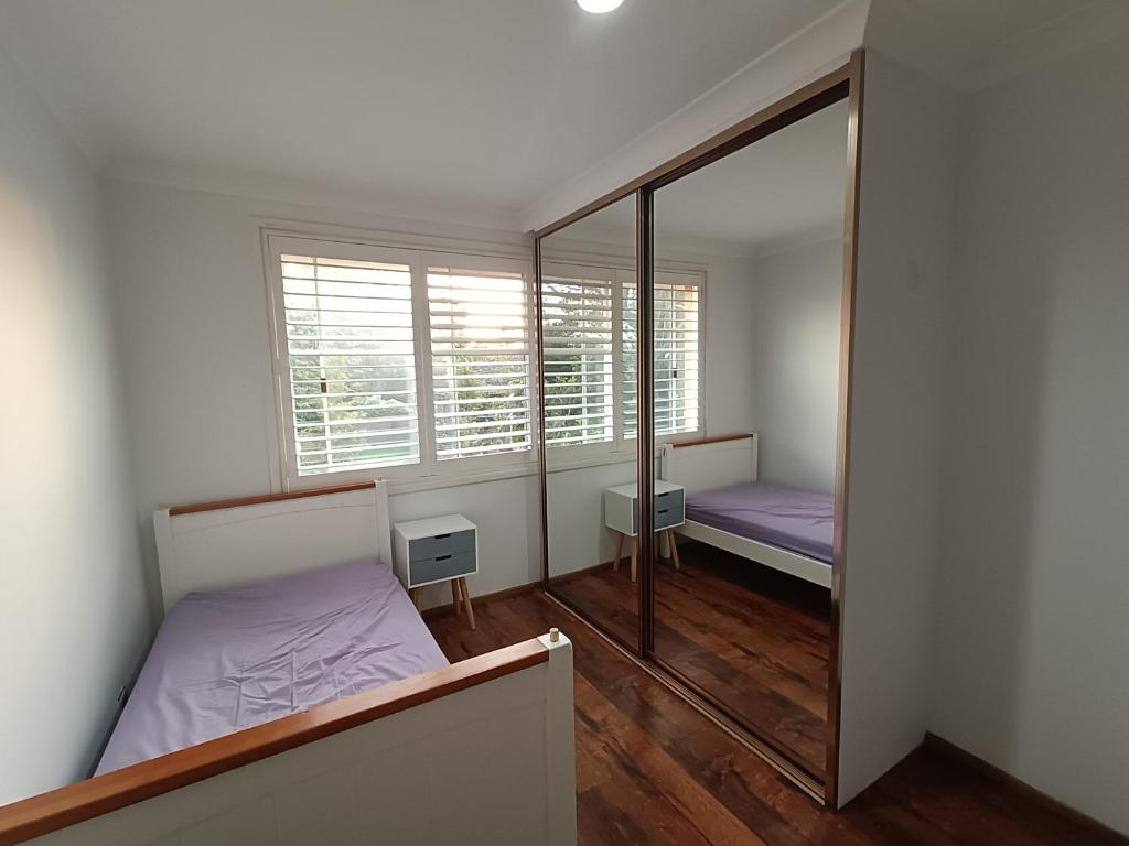 Spacious and Peaceful Retreat in Baulkham Hills - BH4 photo 1