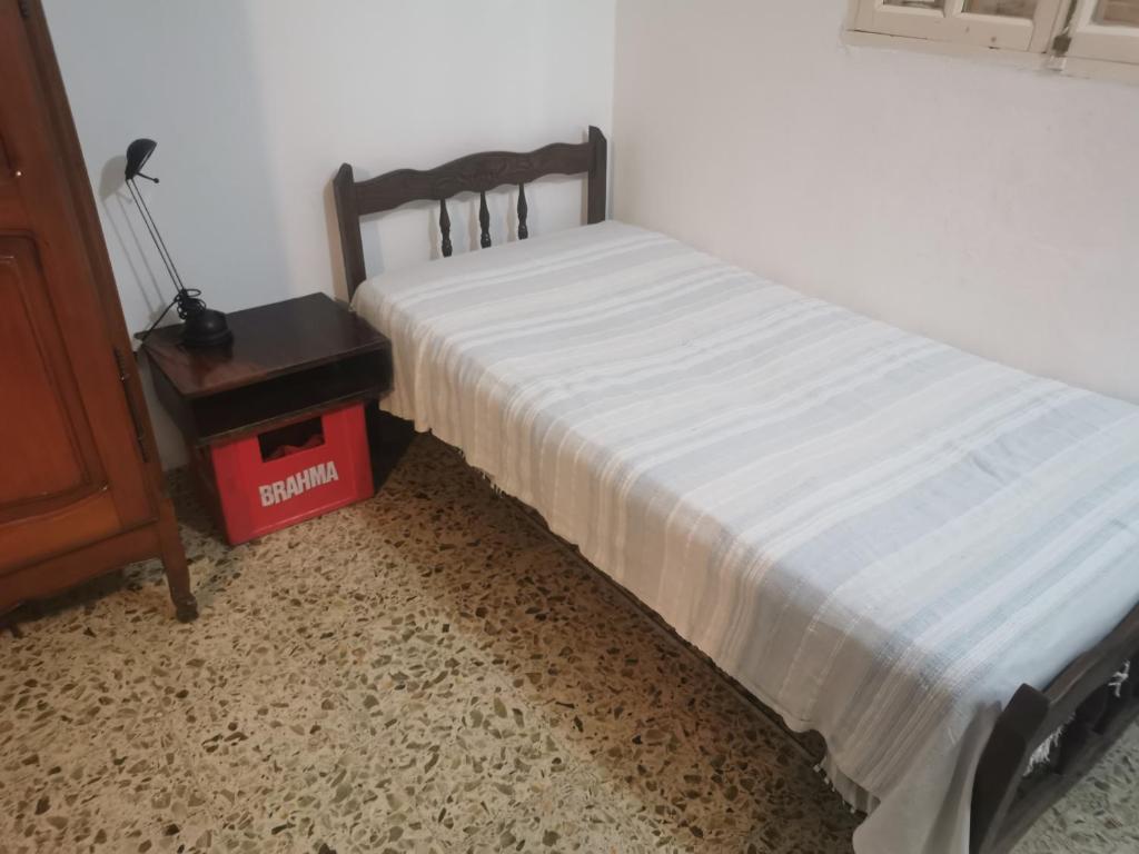 Cuarto privado separado de la casa principal y con entrada independiente photo 1