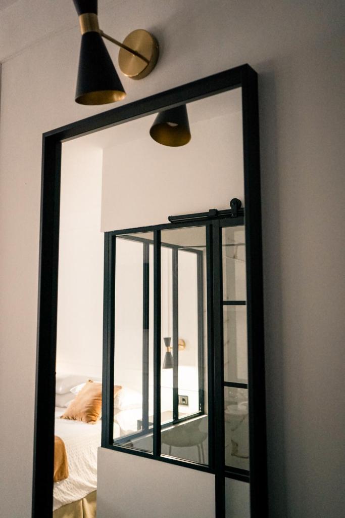 Home Triana 136 - Tap to explore photos