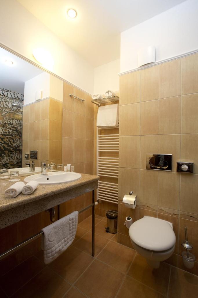 Hotel Golden Eagle photo 3