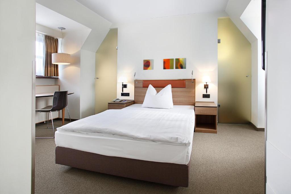 Одноместный (Улучшенный одноместный номер), Hotel Am Jakobsmarkt