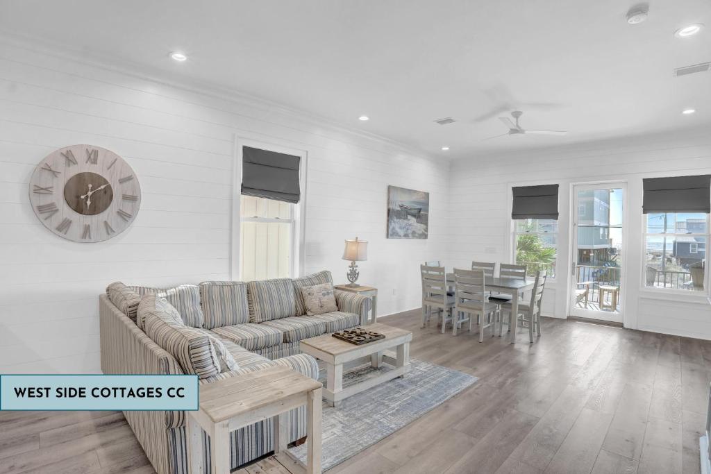 West Side Cottages CC image