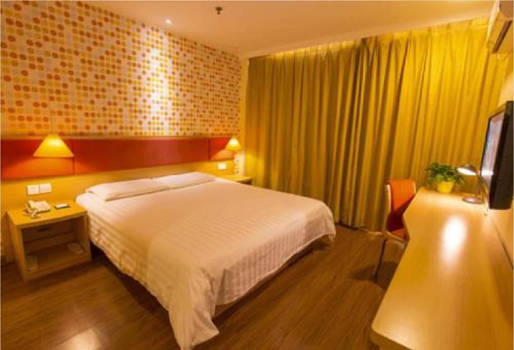Двухместный (Mainland Chinese Citizens-Cosy Double Room), Home Inn Beijing Liujiayao Metro Station