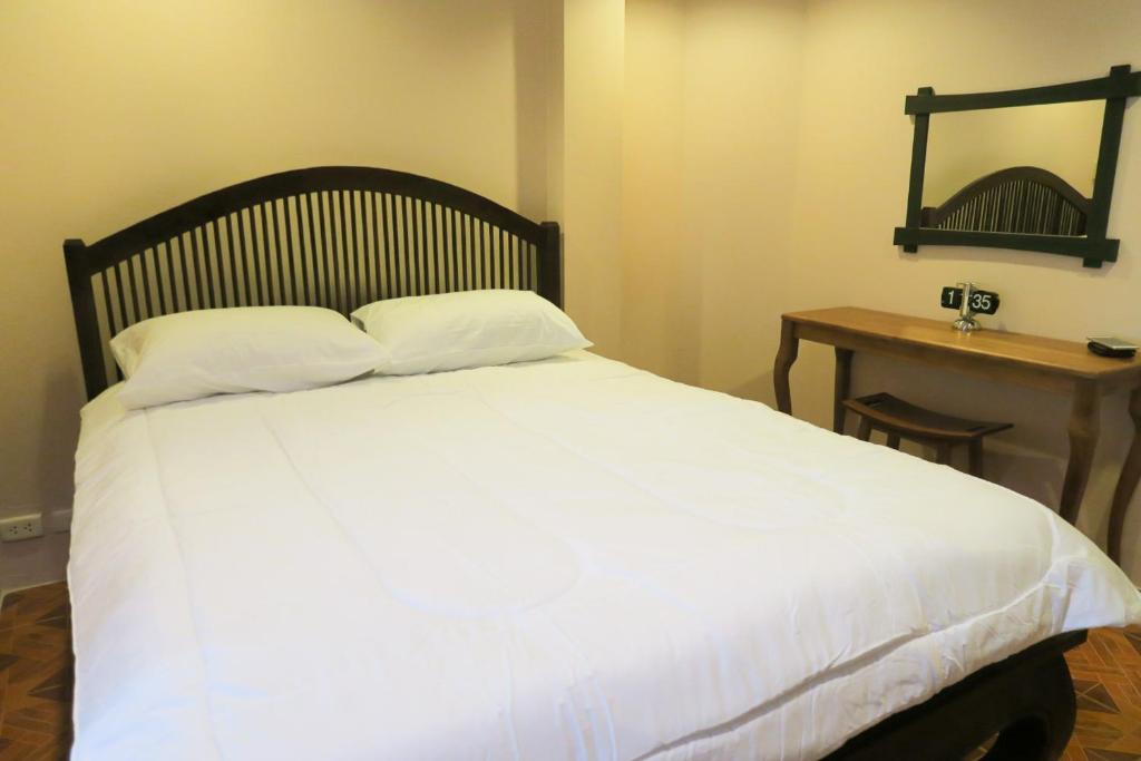 Двухместный (Номер Делюкс с кроватью размера «queen-size»), The Grand Palace Hostel