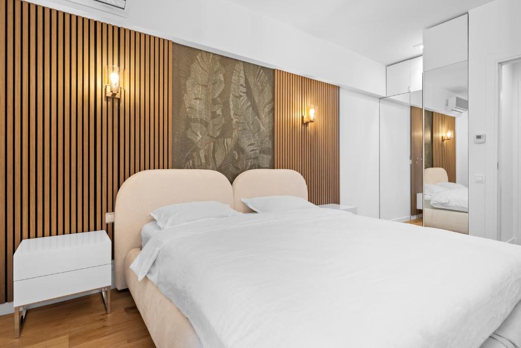 One Cotroceni - Luxurious Apartment with Balcony, Bucharest