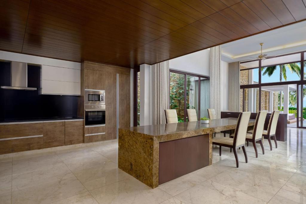 Vinpearl Luxury Đà Nẵng