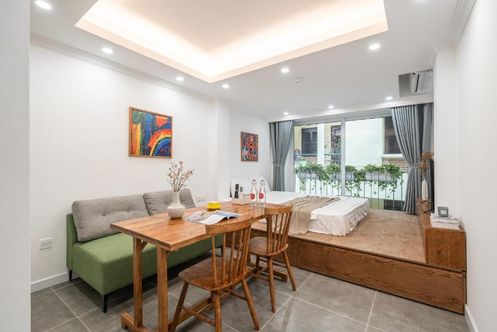 Green Decor Builing-Rooftop-Pool-Lift-Center