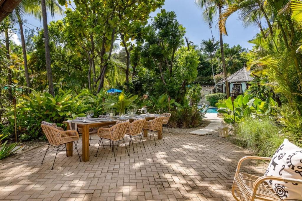Luxurious Villa in Stunning Beach photo 4