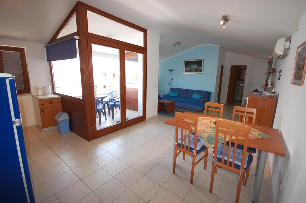 Apartment Grozic photo 2