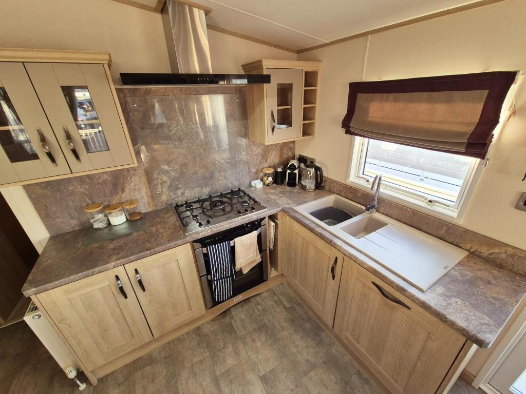 Whitstable Pearl - Alberta Holiday Park - Tap to explore photos