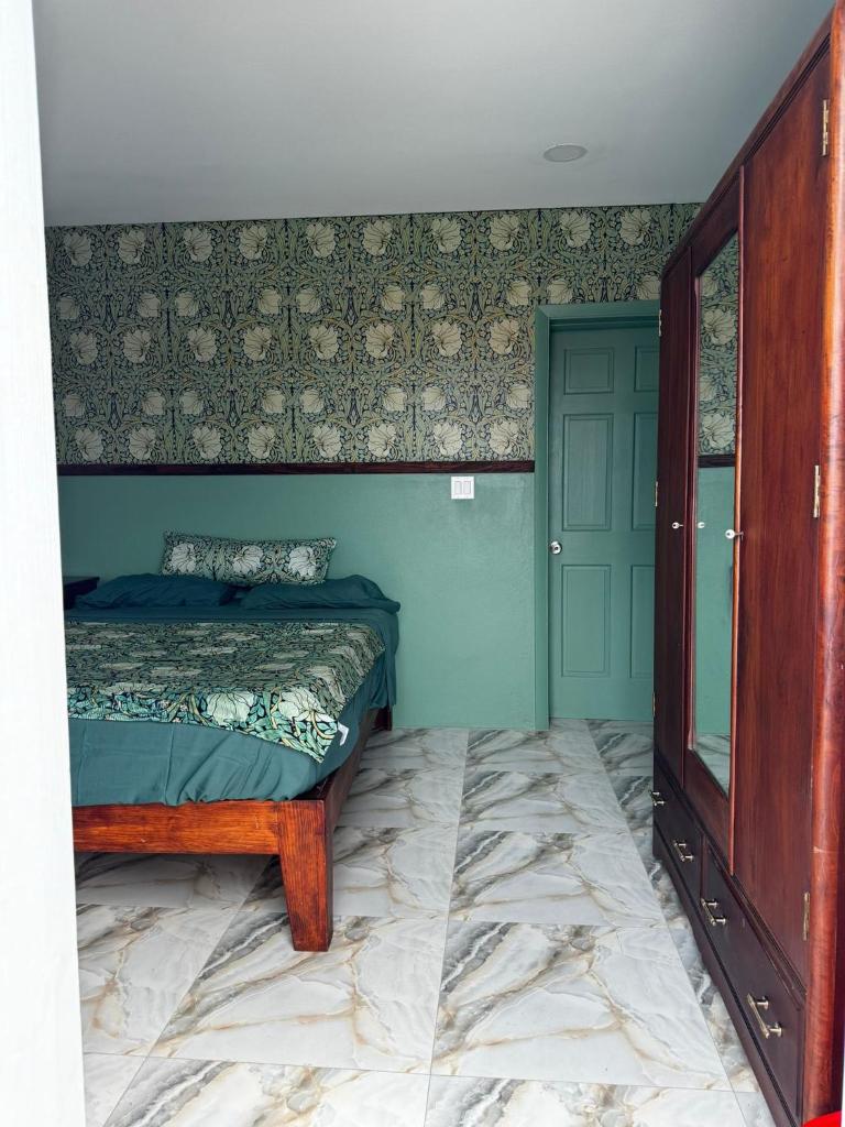 Dr Fionas Animal Cottage photo 1
