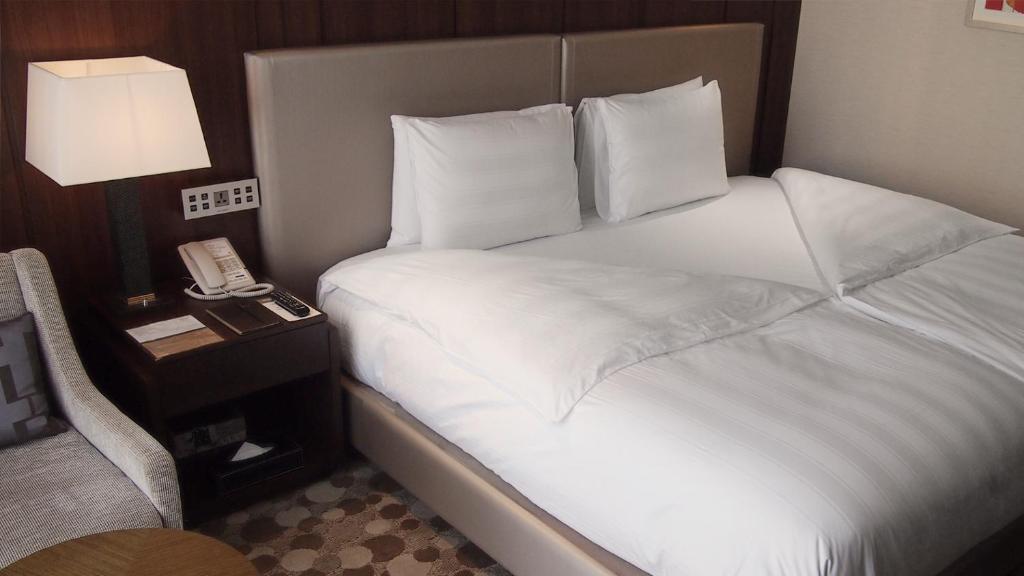 LOTTE CITY HOTEL DAEJEON - Tap to explore photos