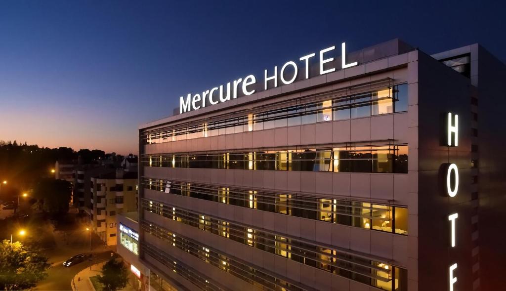 Mercure Lisboa Almada - Tap to explore photos