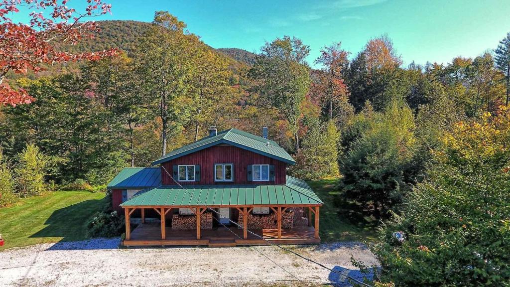 Pittsfield Chalet image