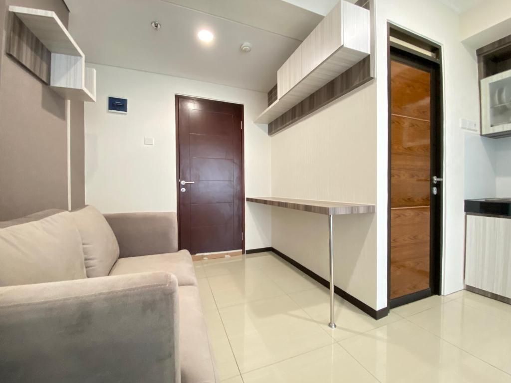 Enticing 1BR Apartment at Gateway Pasteur near Exit Toll Pasteur By Travelio - Tap to explore photos