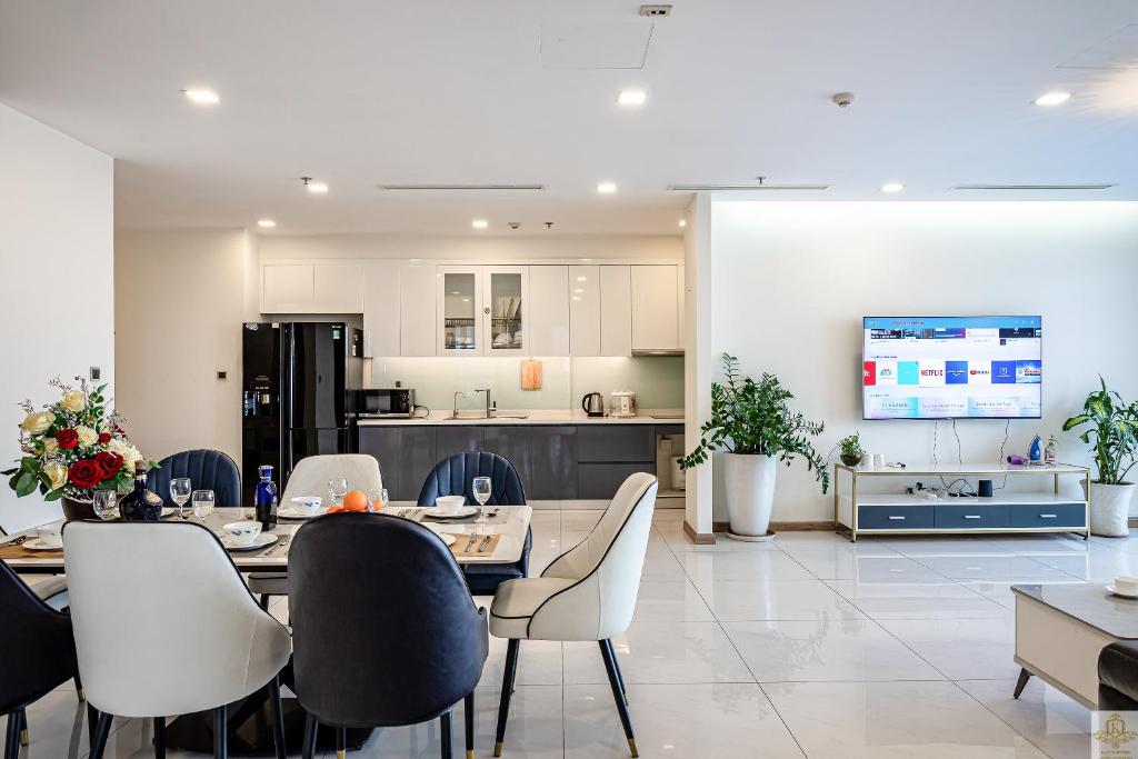 Landmark Plus Residents Suite