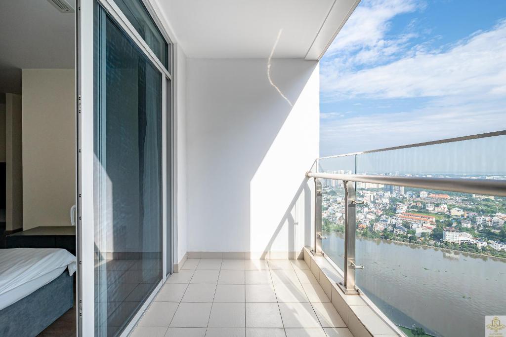 Landmark Plus Residents Suite