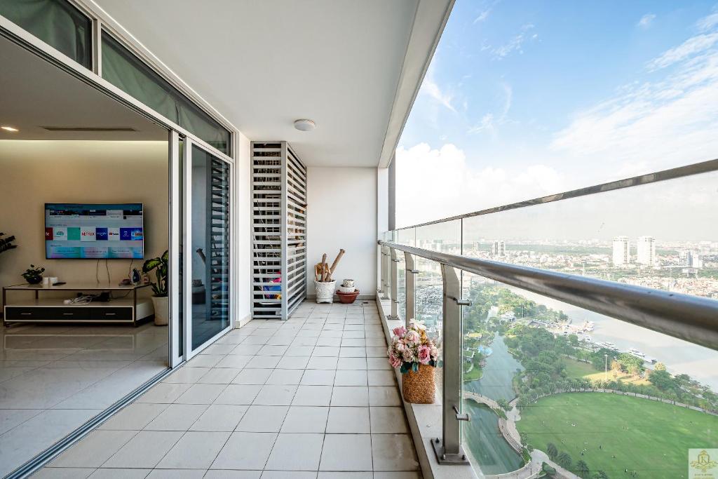 Landmark Plus Residents Suite