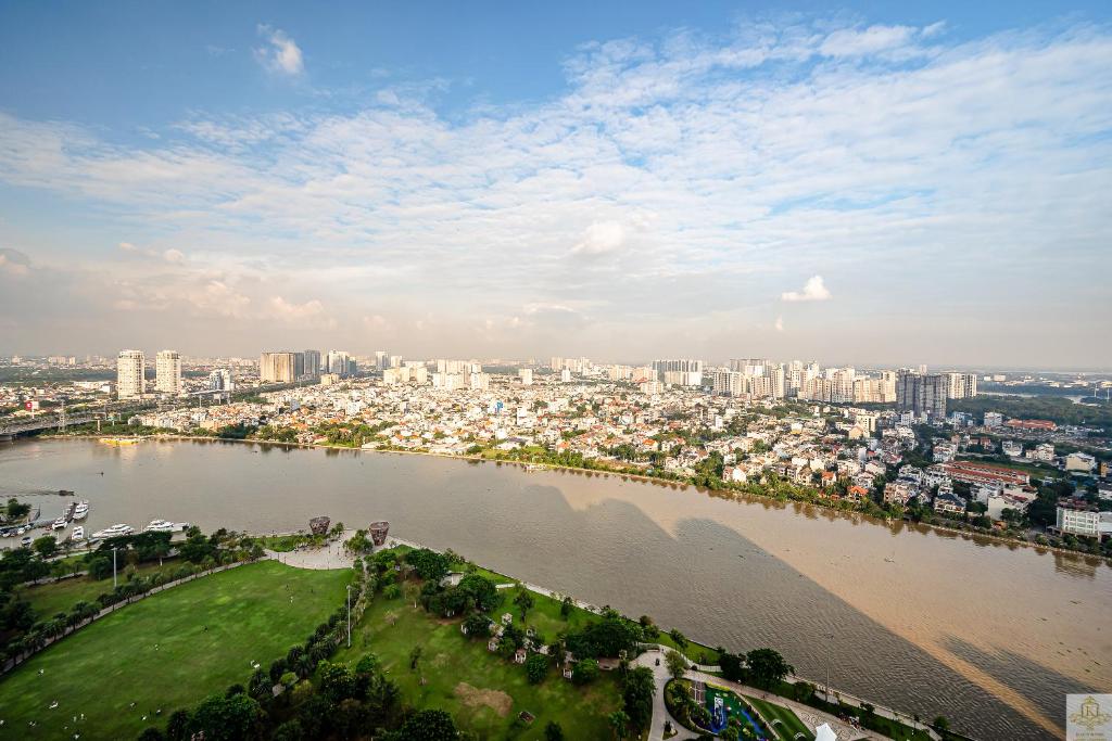 Landmark Plus Residents Suite