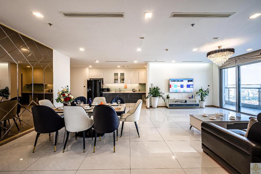 Landmark Plus Residents Suite