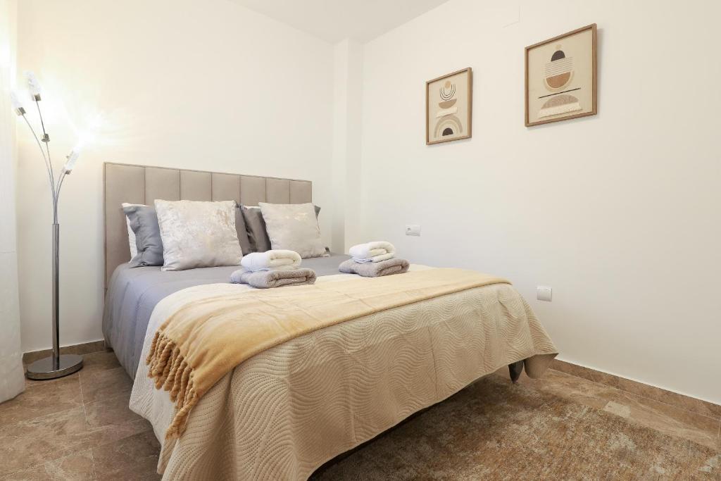 Los Naranjos de Marbella apartment - Tap to explore photos