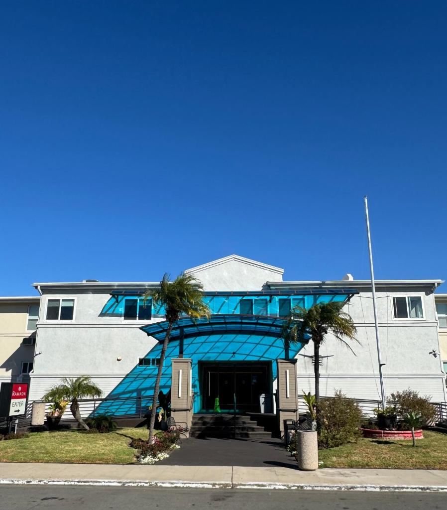 Ramada by Wyndham San Diego Airport image