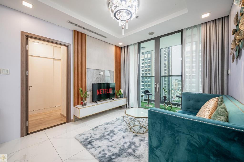 Landmark 81 Condotel Sunrise Garden