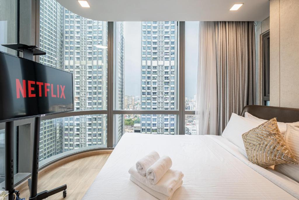 Landmark 81 Condotel Sunrise Garden