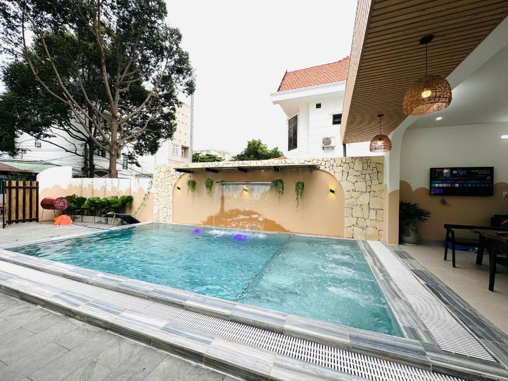 Sun VILLA - GẦN BÃI SAU - 7 PHÒNG NGỦ