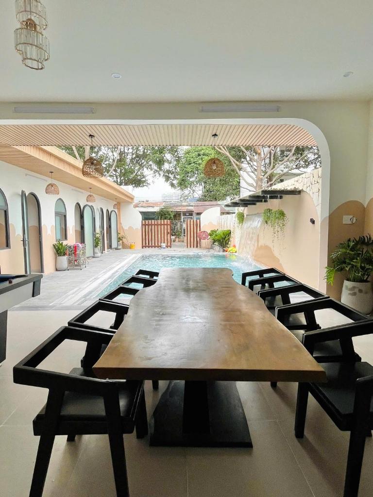 Sun VILLA - GẦN BÃI SAU - 7 PHÒNG NGỦ