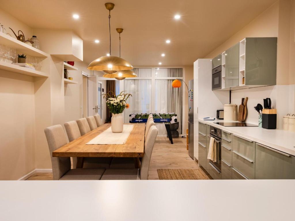 ALEXA Spacious Design Apart up to 10 persons - Parking - Superfast Wifi