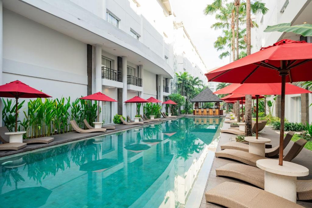 b Hotel Bali & Spa - Tap to explore photos