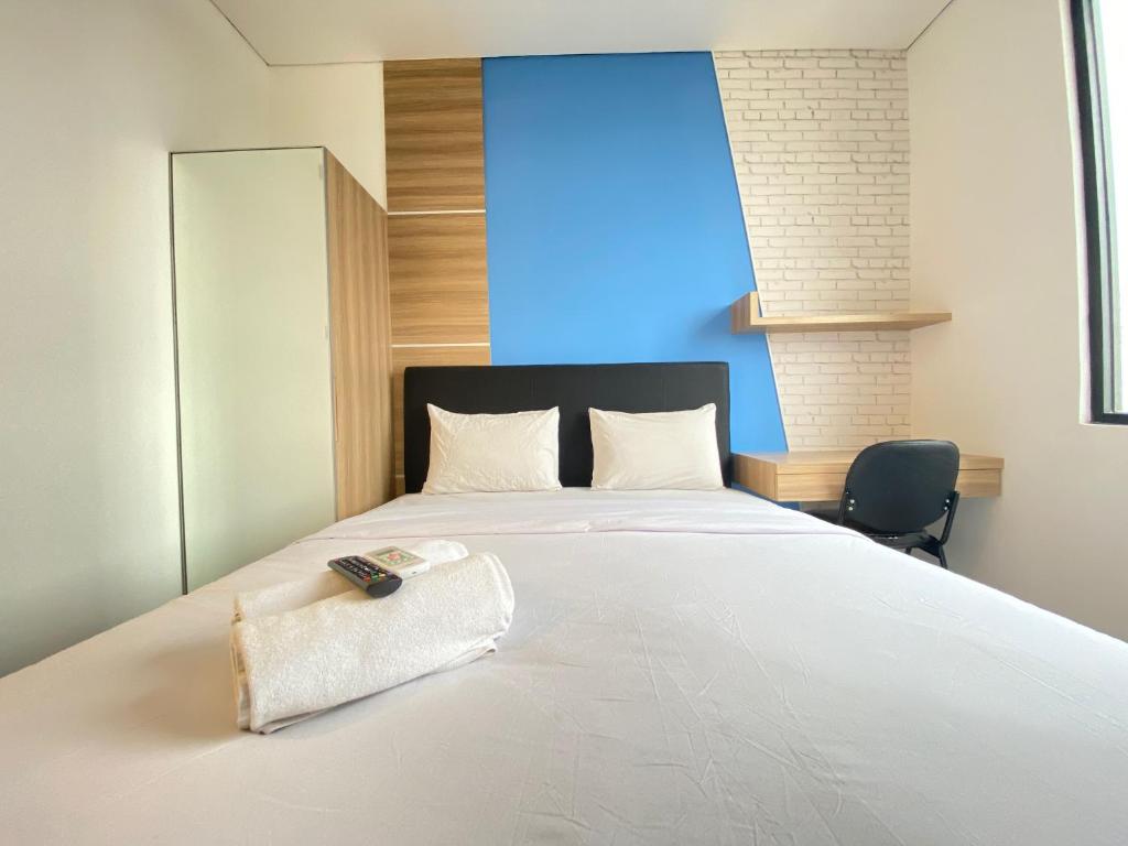 Cozy Studio No Kitchen The Lodge Paskal Apartment near 23 Paskal By Travelio