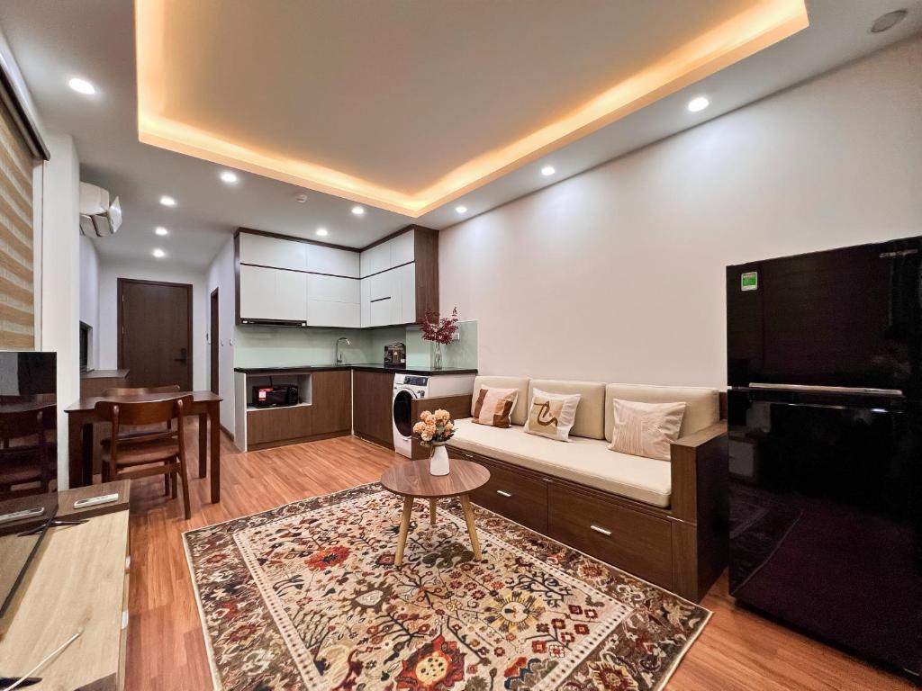 NINE HOUSING 49 Linh Lang