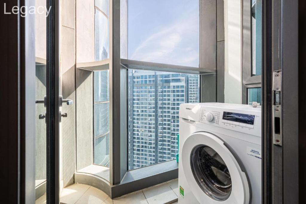 Landmark 81 Legacy Inn