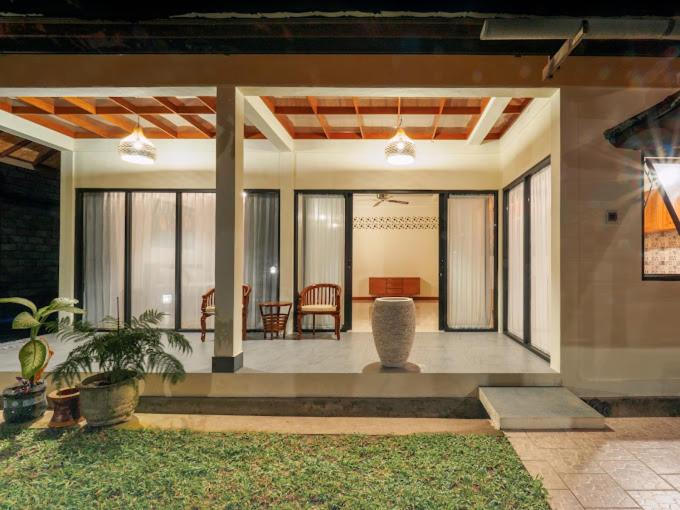 Beautiful Bungalow in East Bali photo 1