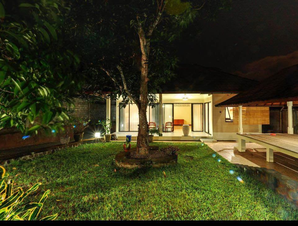 Beautiful Bungalow in East Bali photo 4