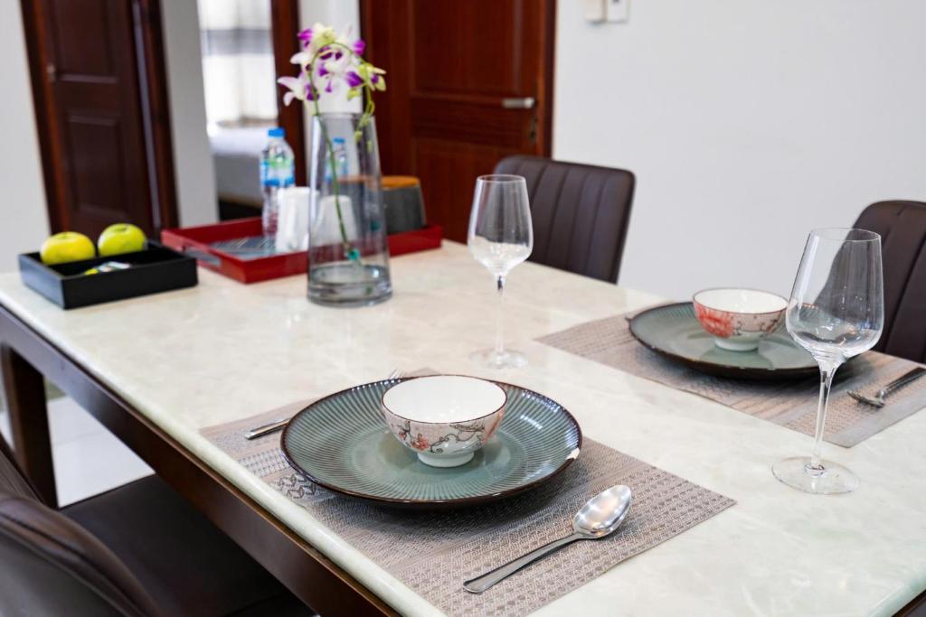 Cozy 3-BR in the center of District 7