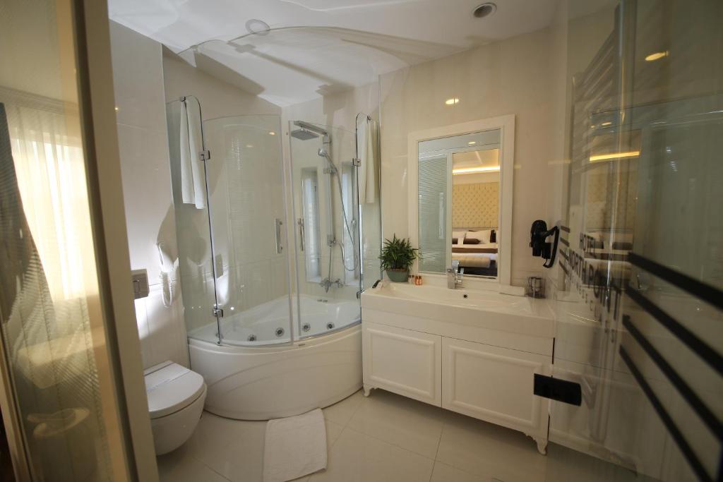 North Point Hotel photo 4