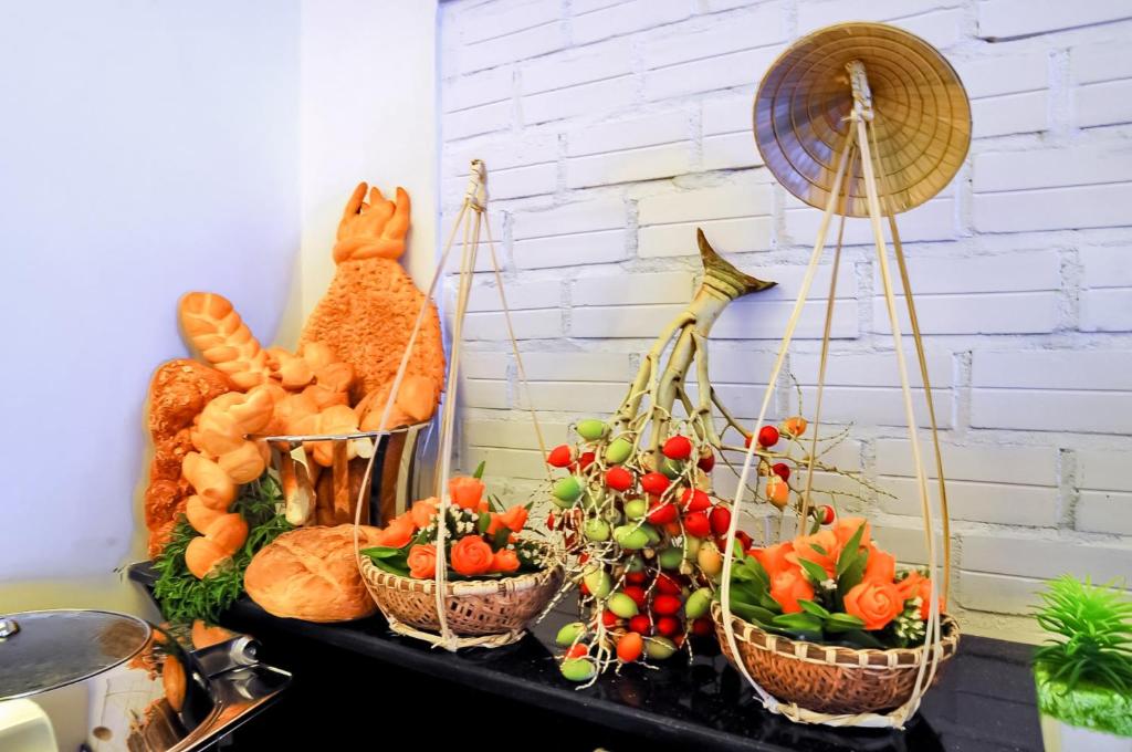 May Ngu Sac - Iridescent Clouds Hotel