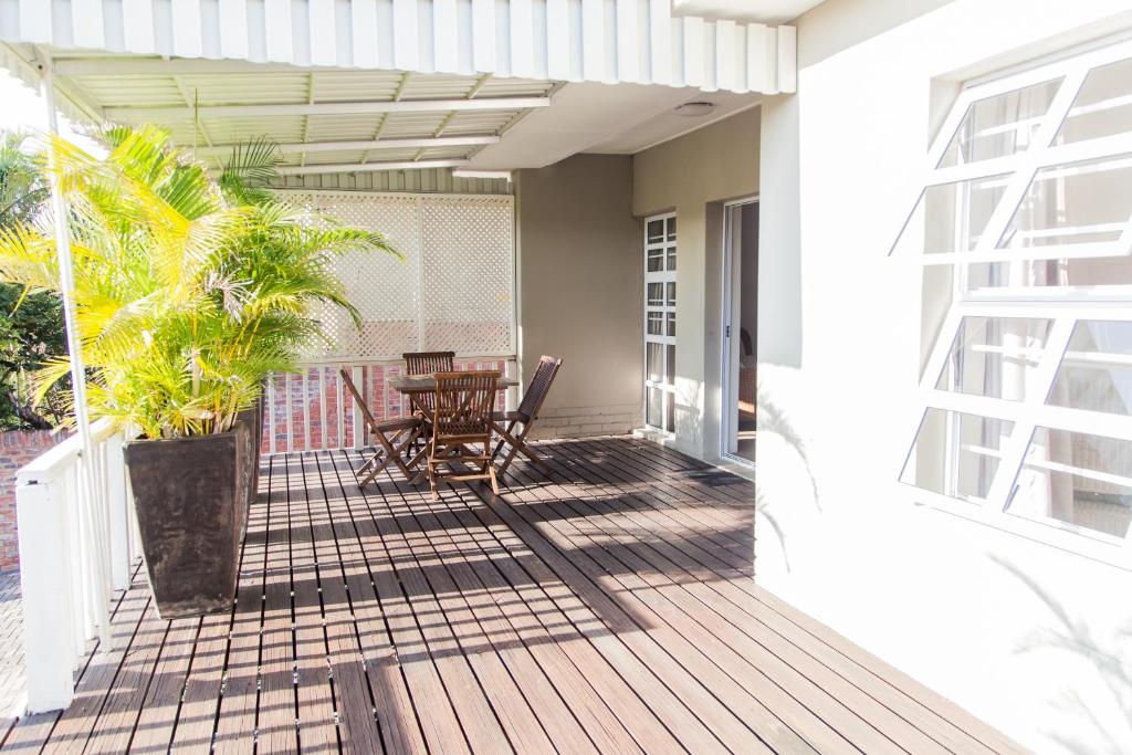 Nahoon Beach Villas Self Catering Apartments photo 4